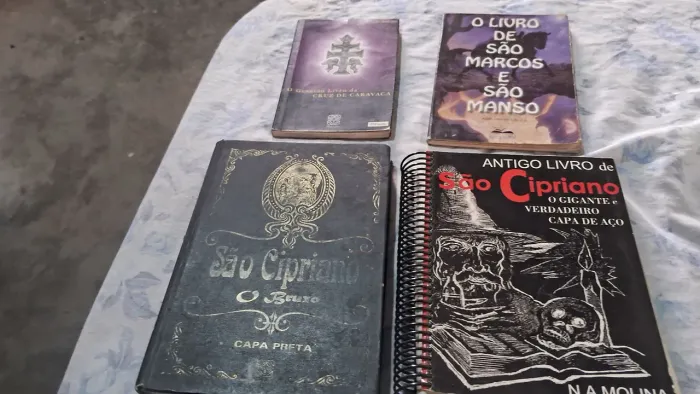 Livros de Magia e Esoterismo