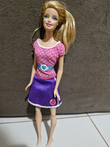 Angiga boneca Barbie Doll Mattel 2009