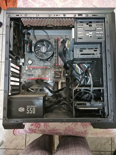 PC Ryzen 5 1400, 16gb ram, ssd1tb, fonte cooler Master 550 
