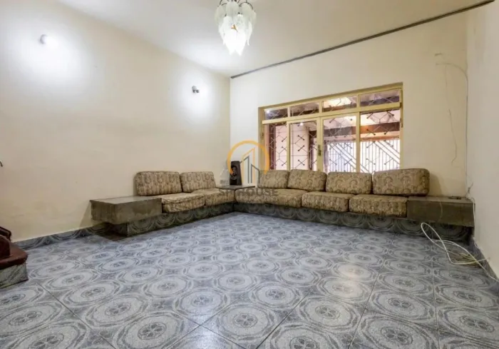 Casa mista para locação na Vila Clementino, 2 quartos, 3 vagas de garagem, 111m²