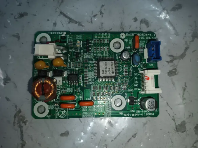 PLACA LG (EAX67280601)