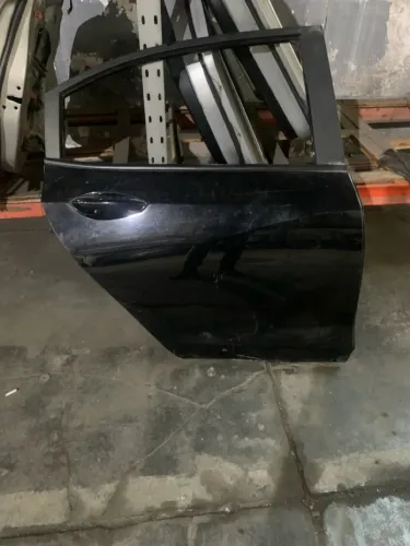 Porta traseira ONIX PLUS sedan