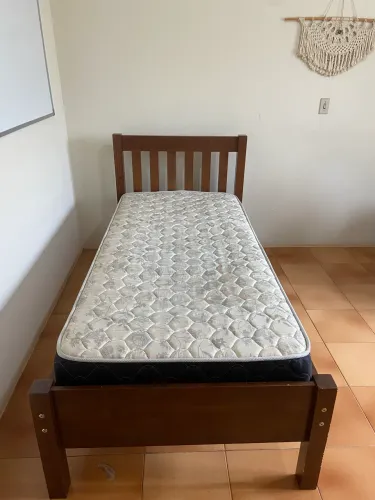 Cama de Solteiro + colchão