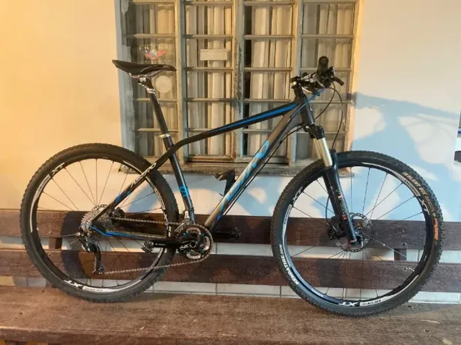 Bicicleta Astro Carbon 29
