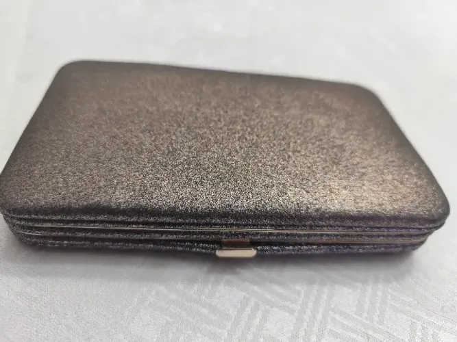 Carteira de Bolsa ou Mão Satinato - nova