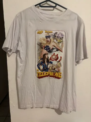 Camiseta Lady Gaga e Beyoncé Telephone