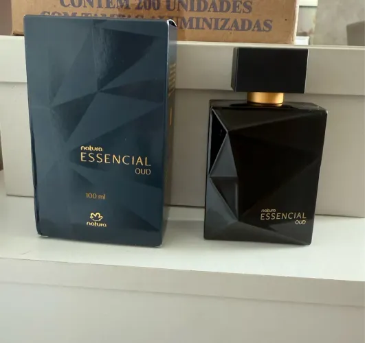Perfume Natura Essencial Oud 100ml