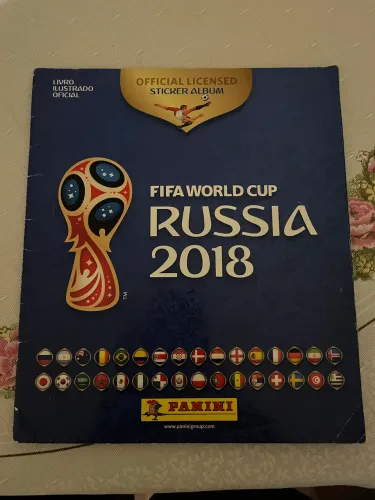 Álbum de figurinhas Fifa World Cup 2018 incompleto