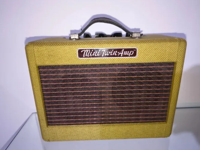 Mini Twin-Amp - Amplificador Guitarra