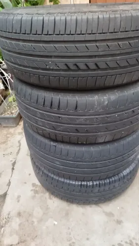 Vende se pneus aro15 número 195_55_1515