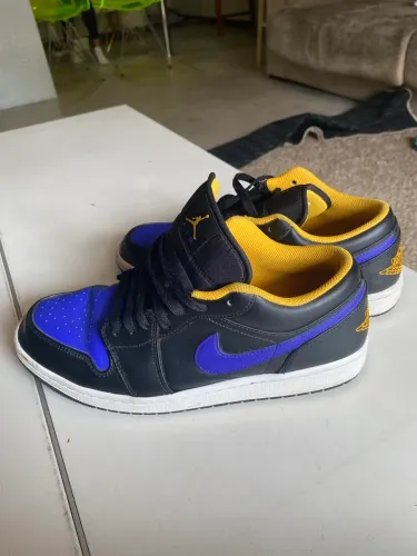 tênis nike air jordan 1 low dark concord