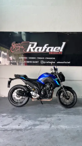 YAMAHA FZ25 2024