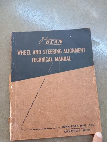 Livro antigo 1949 - John Bean - Manual alinhamento carro antigo