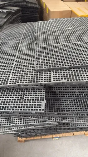 Pallet de plástico 25x50