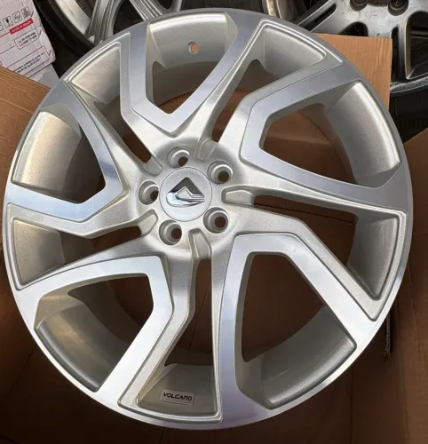 Rodas aro 18 Volcano (5x100)