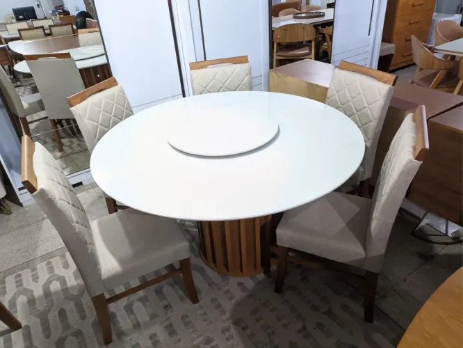 Mesa de Jantar Redonda com 4 Cadeiras de madeira 