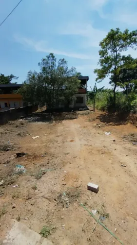 OPORTUNIDADE - Vendo - Terreno 650m2 - c/ casa 3Q (bônus) - Cariacica - ES