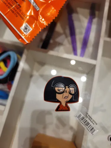 Jibbitz crocs Edna os incríveis