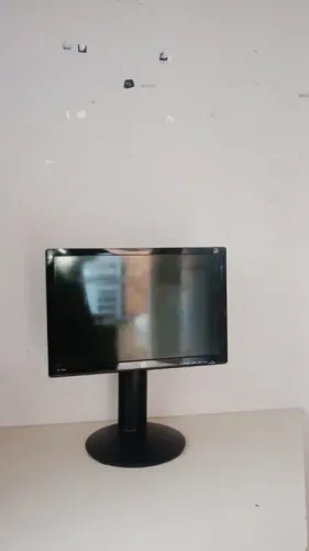 ? SUPER OFERTA! ?  ? Monitor LCD W1942PE - 19? Polegadas ?  ? 