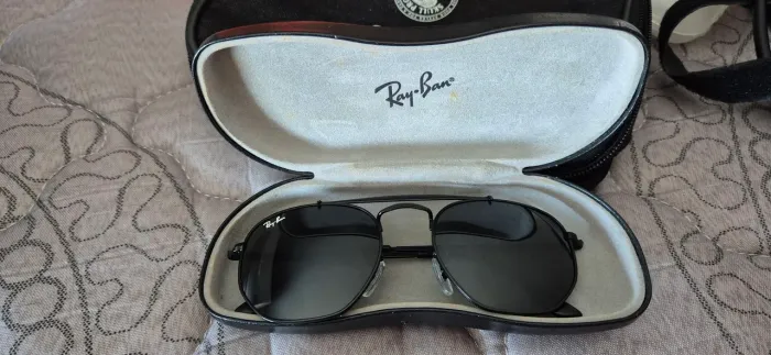 Ray-Ban hexagonal Black
