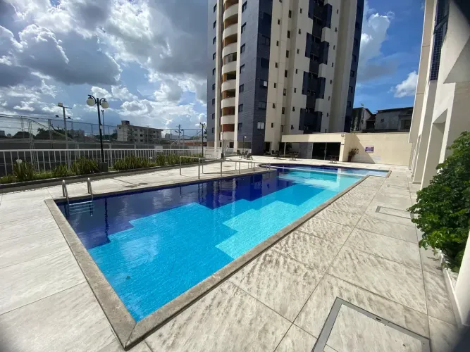 Vendo Apartamento no Condomínio Principe de Gales em Bairro Adrianopolis em Manaus-Am