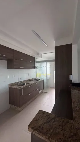 Apartamento com 3 Quartos para alugar, 97 m² por R$ 5.000/mês - Condomínio Cannes - Soroca