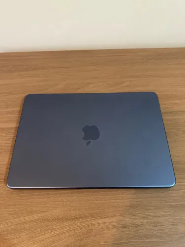 MacBook Neo 256gb praticamente novo (4 meses de uso)
