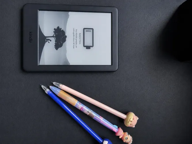 Kindle Paperwhite 2 (6ª Geração) com Iluminação Embutida - Funcionando Perfeitamente