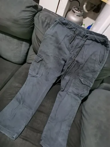 Calça cargo preta