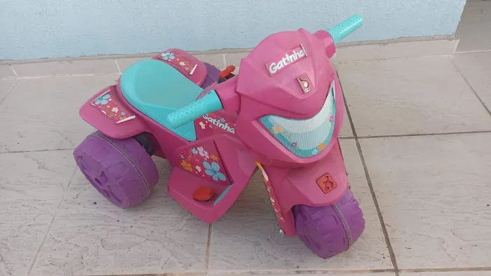 Triciclo infantil Eletrico