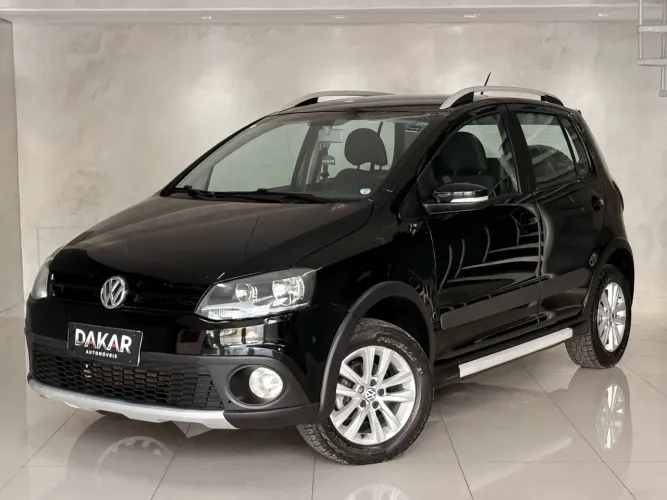 Volkswagen Crossfox 1.6 MI Total Flex 8V 5P 2013