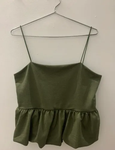 cropped verde oliva