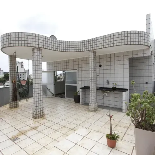 Cobertura 140m², 3 quartos e 2 vagas R$ 720.000