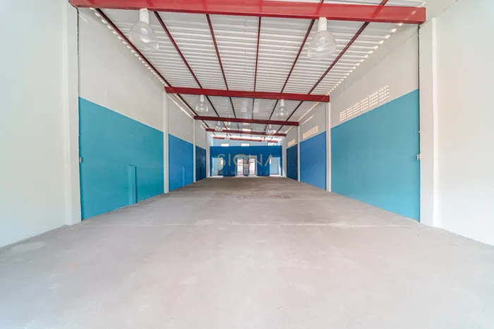 GALPÃO COMERCIAL DE 592m² PARA LOCAÇÃO NO BAIRRO SÃO PEDRO | PÉ-DIREITO DE 5 METROS