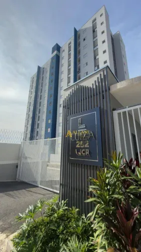 Apartamento Térreo com Quintal no Residencial Luiza | 61 m² | 2 Dormitórios (1 Suíte) | R$