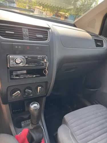 Volkswagen Crossfox 1.6 MI Total Flex 8V 5P 2011