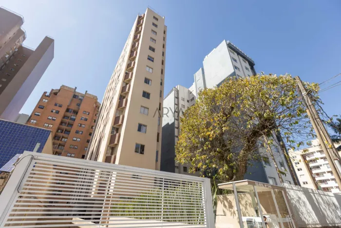 Apartamento à venda no Bigorrilho ARYA1