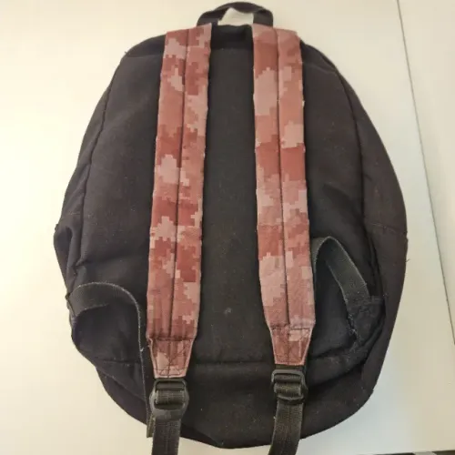 Mochila Adidas Preta Camuflada Digital Zíper Laranja