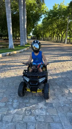 Quadriciclo Infantil Fun Motors Flash 49cc Automático