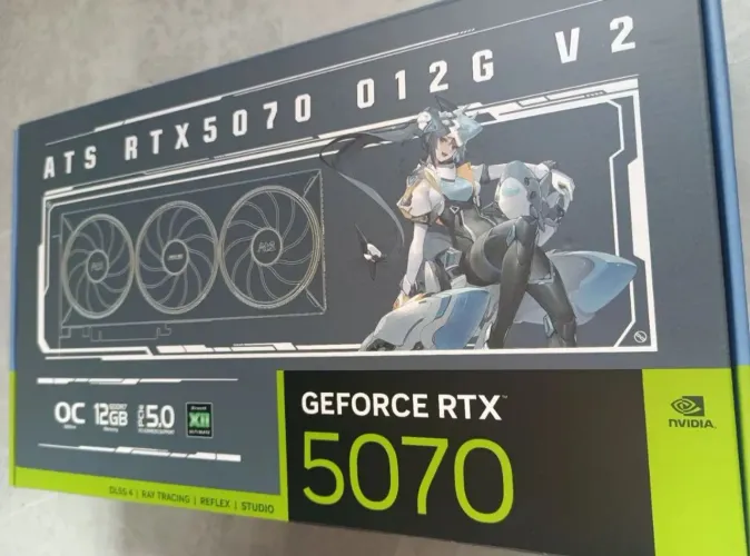 RTX 5070 12gb Asus Atlas Shark v2