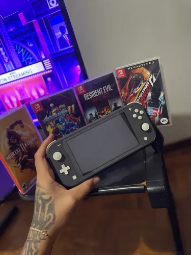 Nintendo Switch Lite