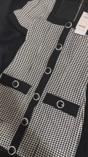Vestido lança perfume 