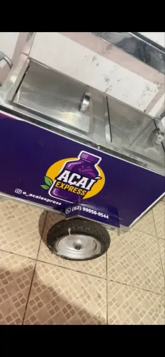 Carrinho açaí/ sorvete/ salada de fruta