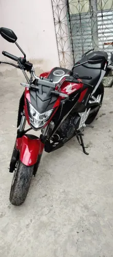 Honda CB300f