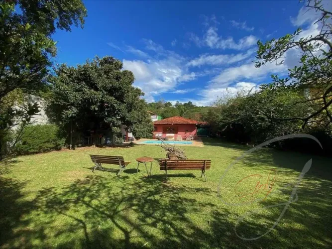 Casa residencial para Venda Granja Viana, Carapicuíba 3 dormitórios sendo 3 suítes, 1 sala