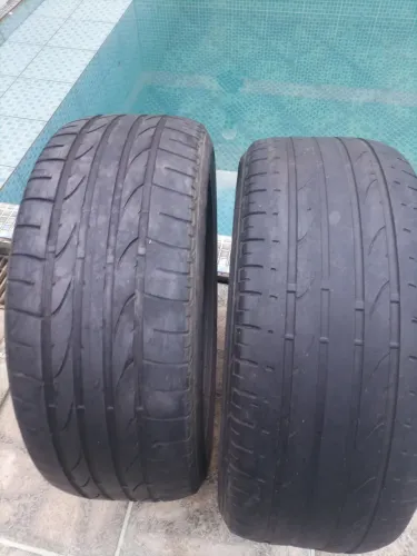 02 Pneus 235/50R18 Bridgest0ne 200$