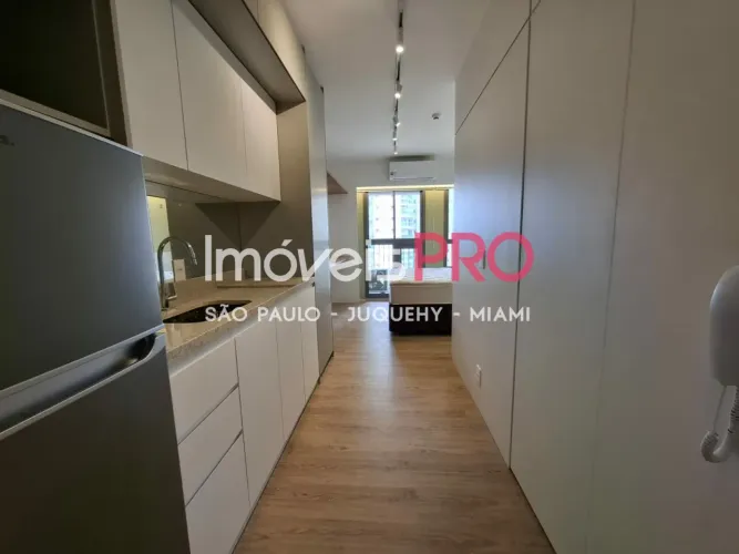 Lindo studio mobiliado ao lado do metrô Brooklin !