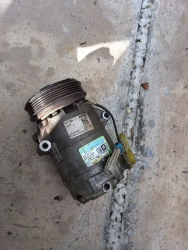 Compressor do ar condicionado Corsa Classic