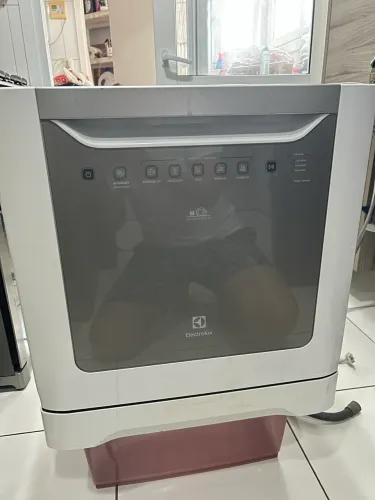 Lava louça Electrolux