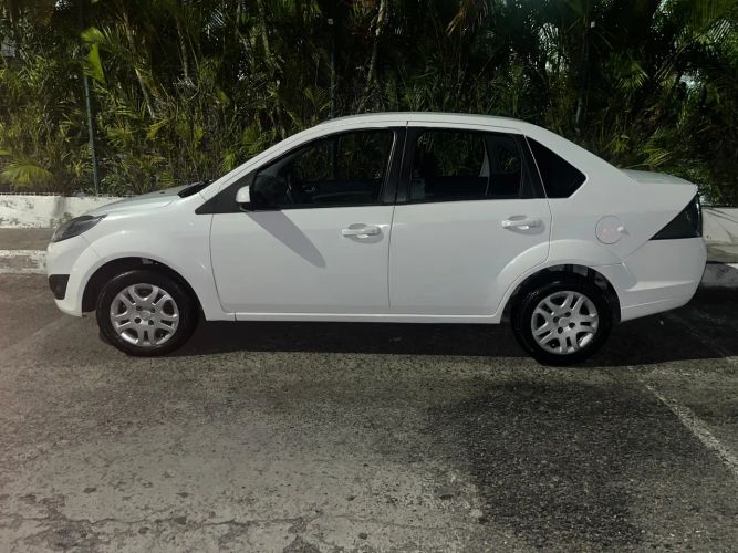 Imagem de Ford Fiesta 1.6 16V Flex Mec. 5P 2014